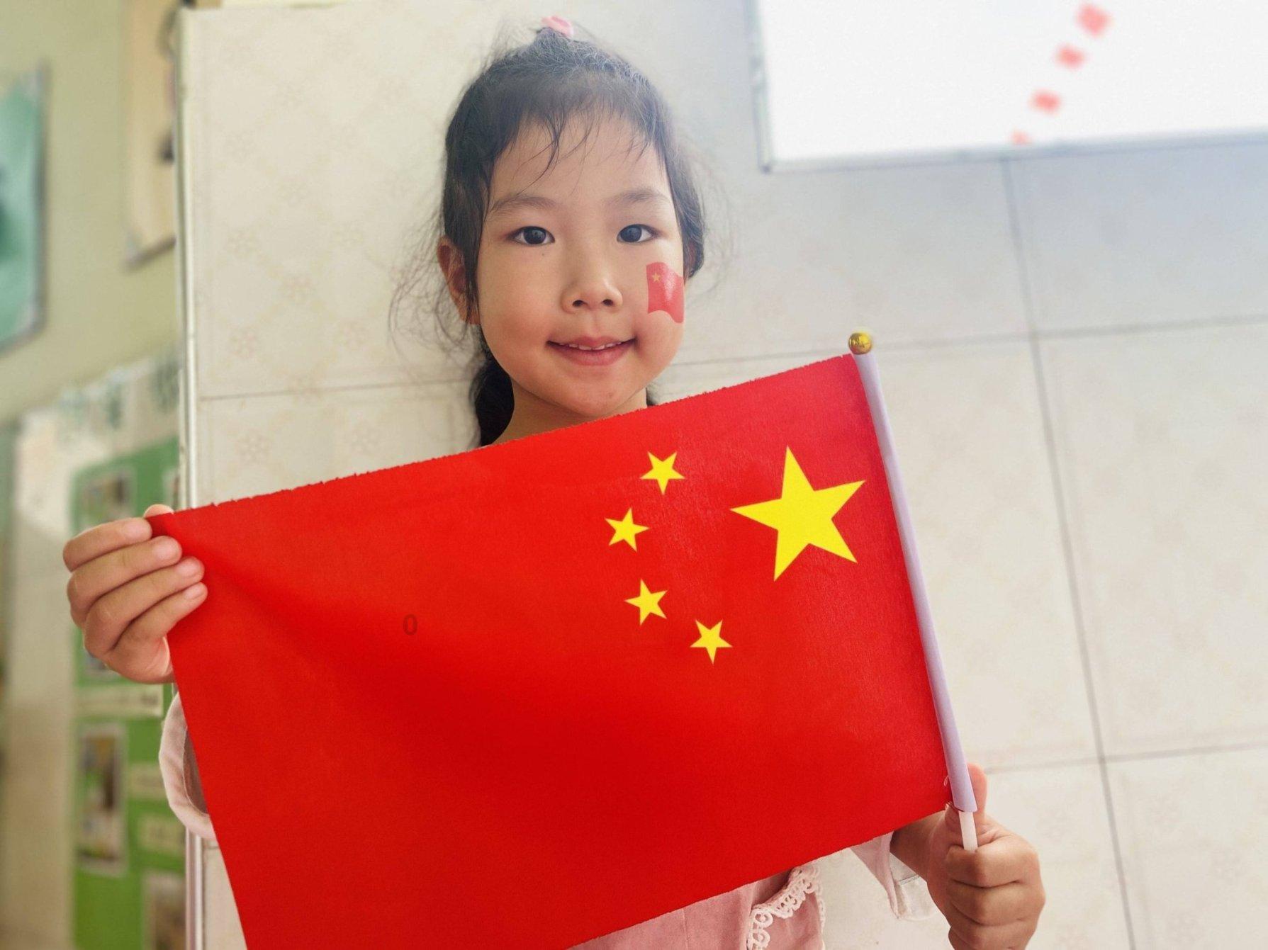儿童突发疾病高烧40℃列车长紧急协调救援